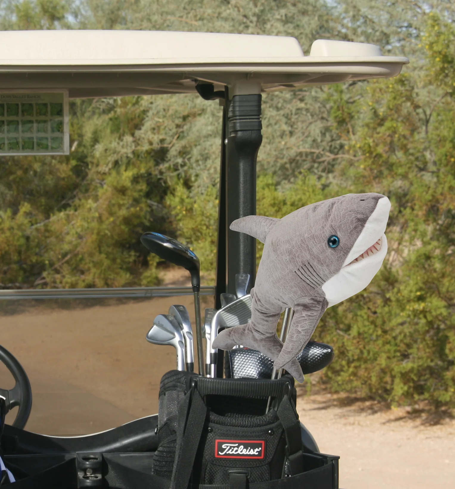 Daphne's headcover SHARK - Image 2