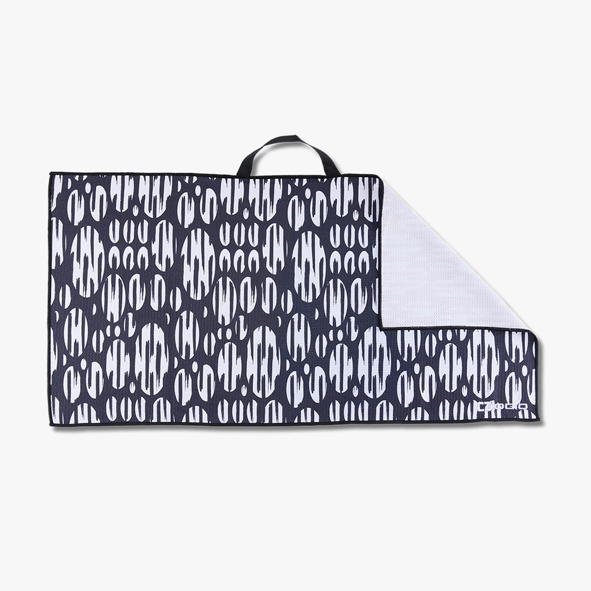 OGIO Golf Towel - Image 4
