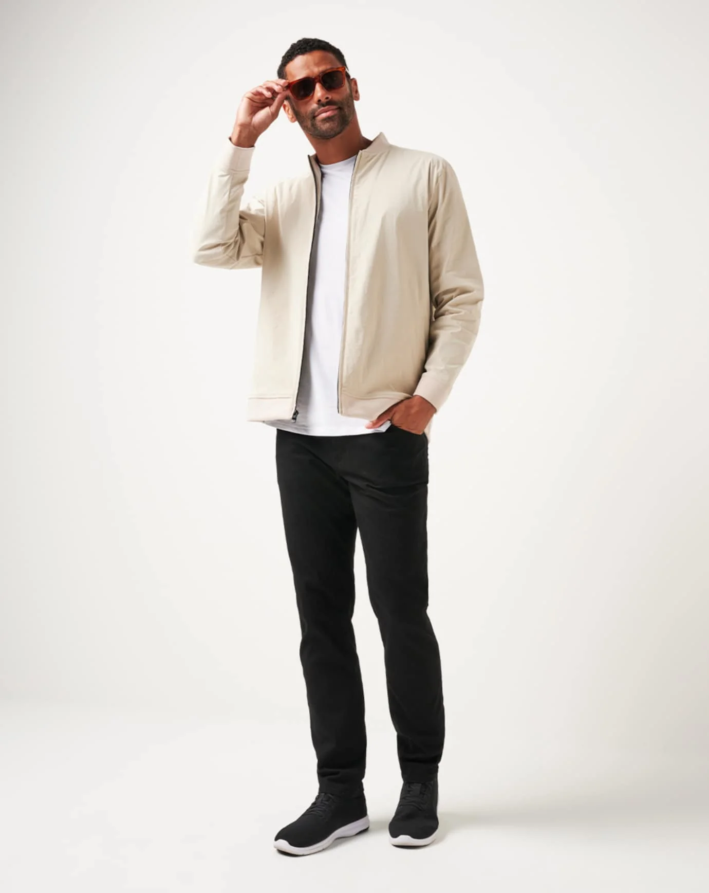 Travis Mathew Lost Cave Jacket - Image 8